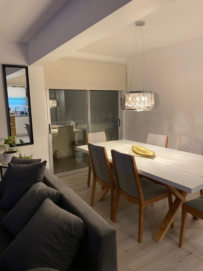 Dto 5amb. 2 cocheras Centro Castelar Norte 