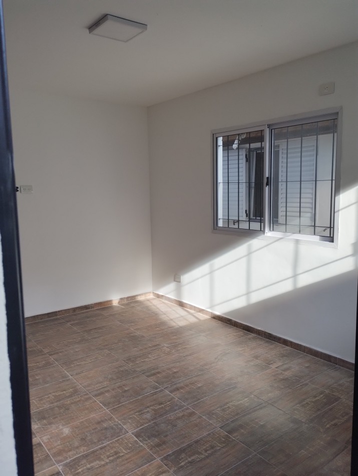 Hurlingham Dto dos ambientes a estrenar