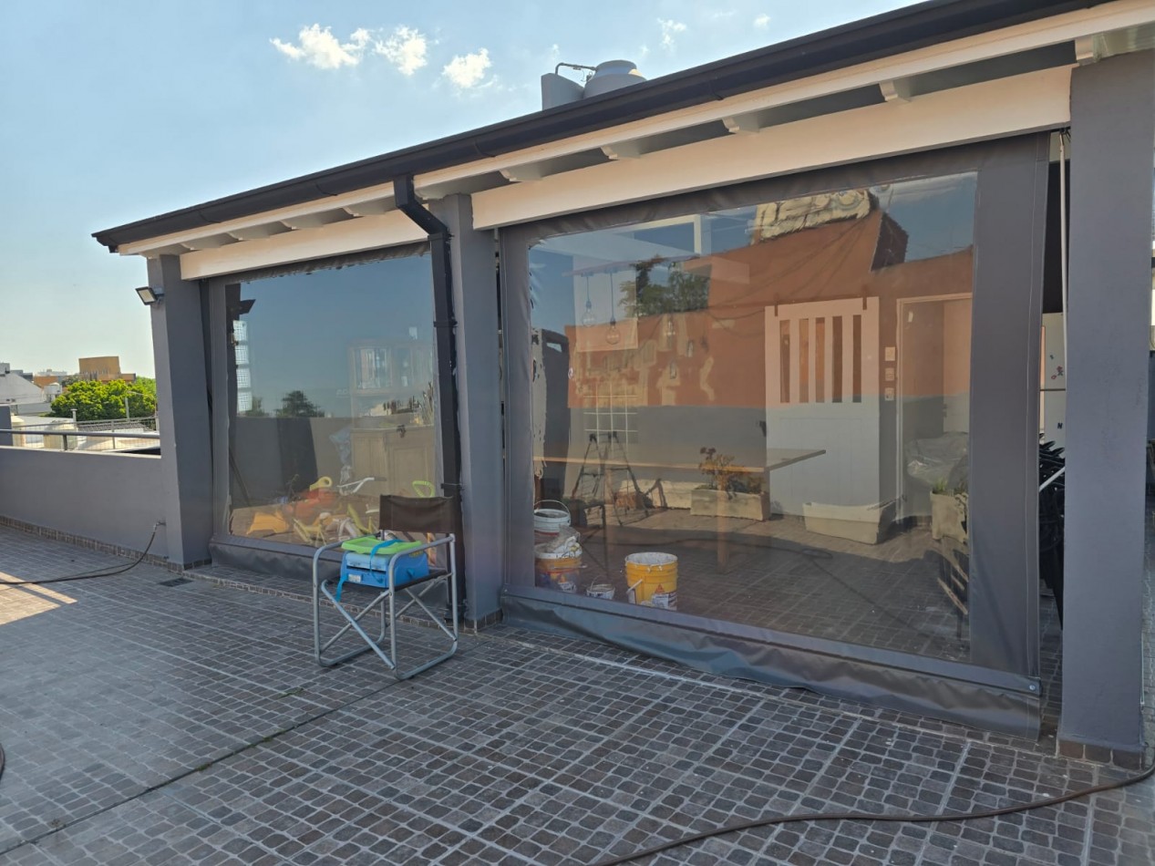 Dto. 3 ambientes con quincho con parrilla y terraza , excelente estado y ubicacion